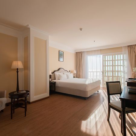 Sunrise Nha Trang Beach Hotel & Spa Exterior foto