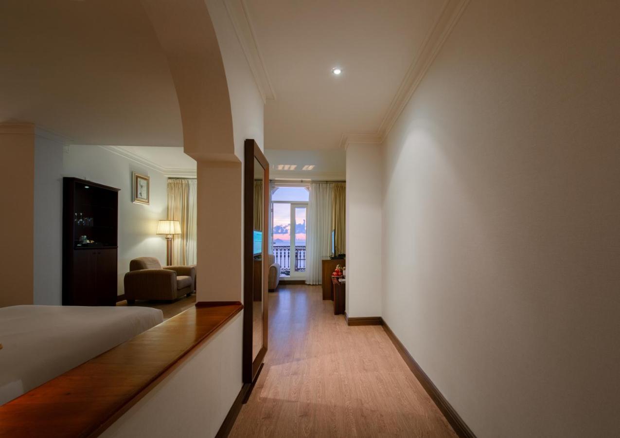 Sunrise Nha Trang Beach Hotel & Spa Exterior foto