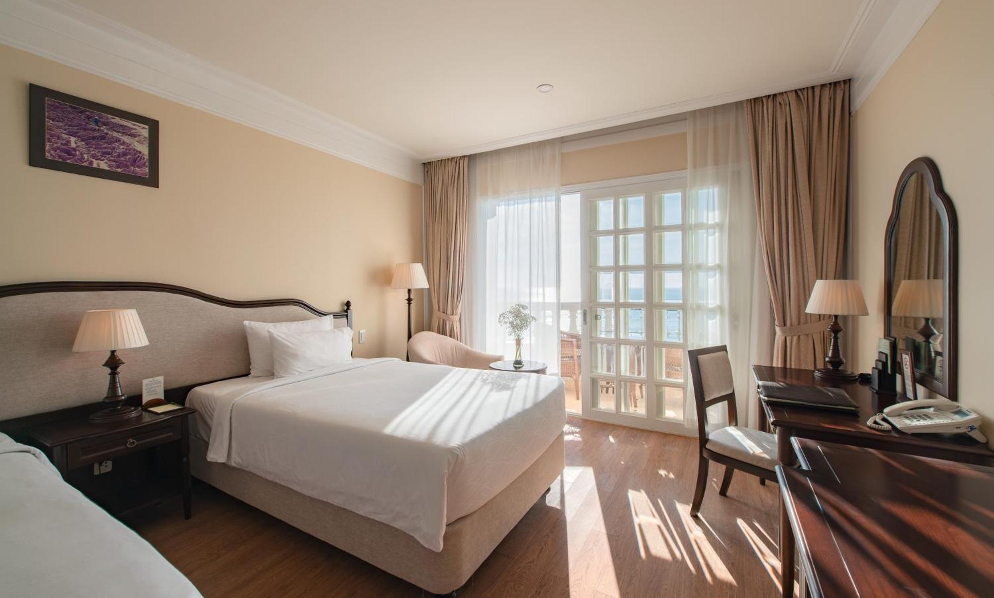 Sunrise Nha Trang Beach Hotel & Spa Exterior foto